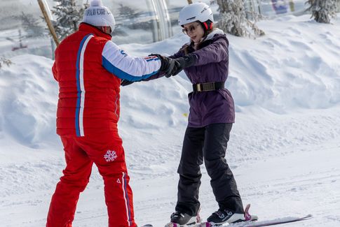 Apprentissage en cours de ski particulier