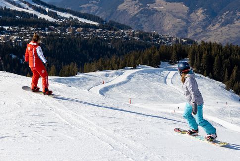 Apprentissage du snow par un moniteur